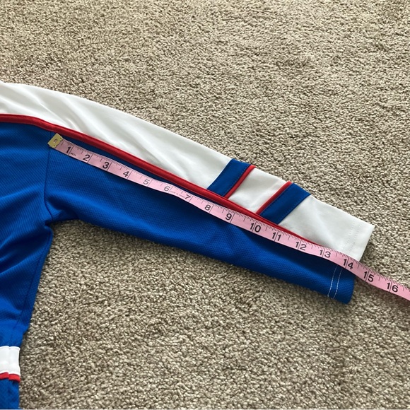 Peter Puck Kids 6/6X Blue and White‎ Hockey Jersey - Picture 7 of 7